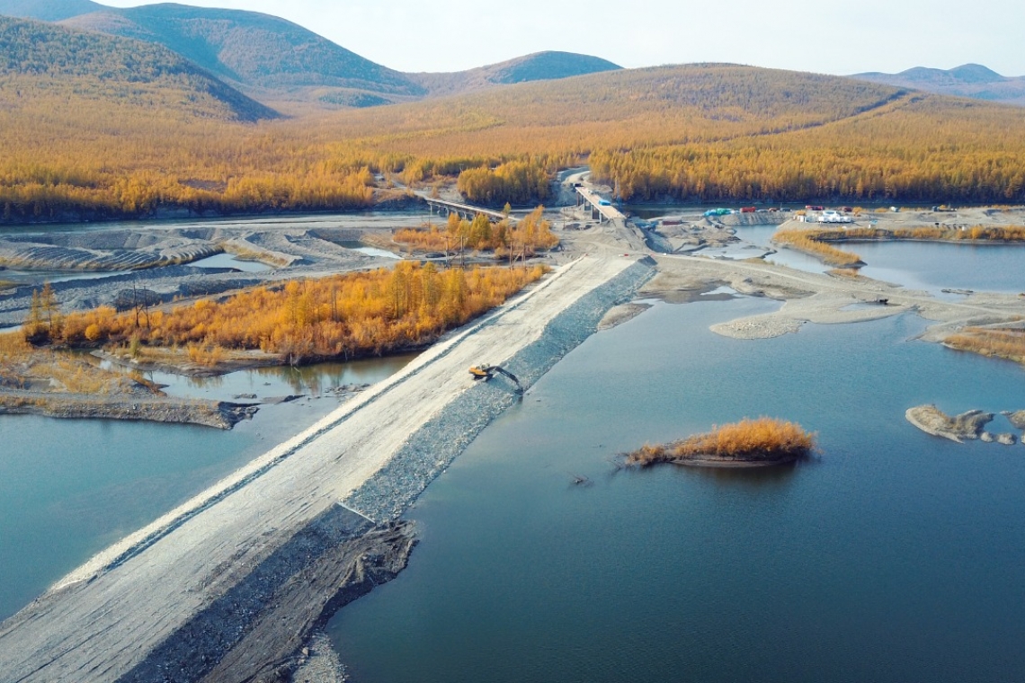 На региональных автодорогах Якутии идет реконструкция трех крупных мостовых переходов